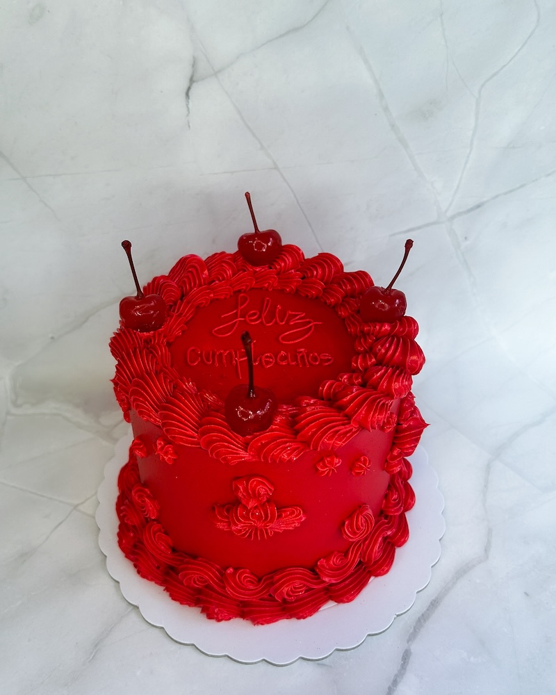 IMG_4387 Tarta tendencia roja
